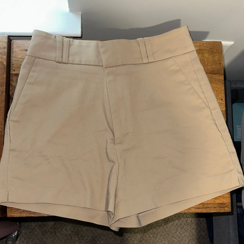 Stradivarius High Waist Tan Women's Shorts